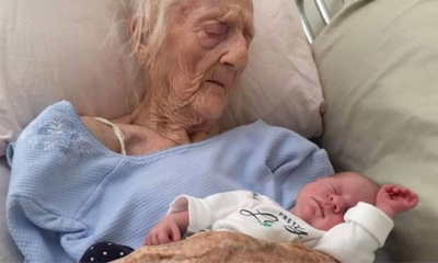 Khao khát làm mẹ mãnh liệt của bà mẹ già nhất thế giới